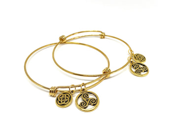 Celtic charm bracelet, Celtic Pendant bangle gold bracelet with Triskele charm and Infinity Knot charm for women and men, Celtic jewelry, Talisman jewelry, love, growth 