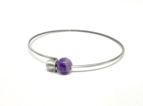 Minimalist Silver Bangle with amethyst gemstones and initial charm, light stacking bracelet, chakra healing stone bracelet